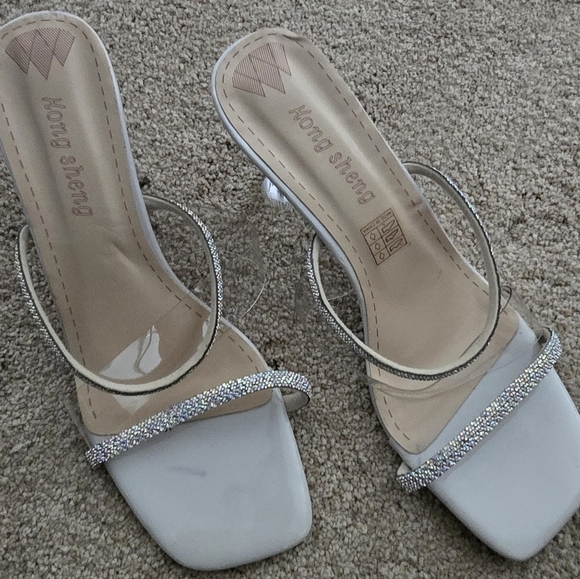 Heels with Rhinestone Decoration - Picture 2 of 9